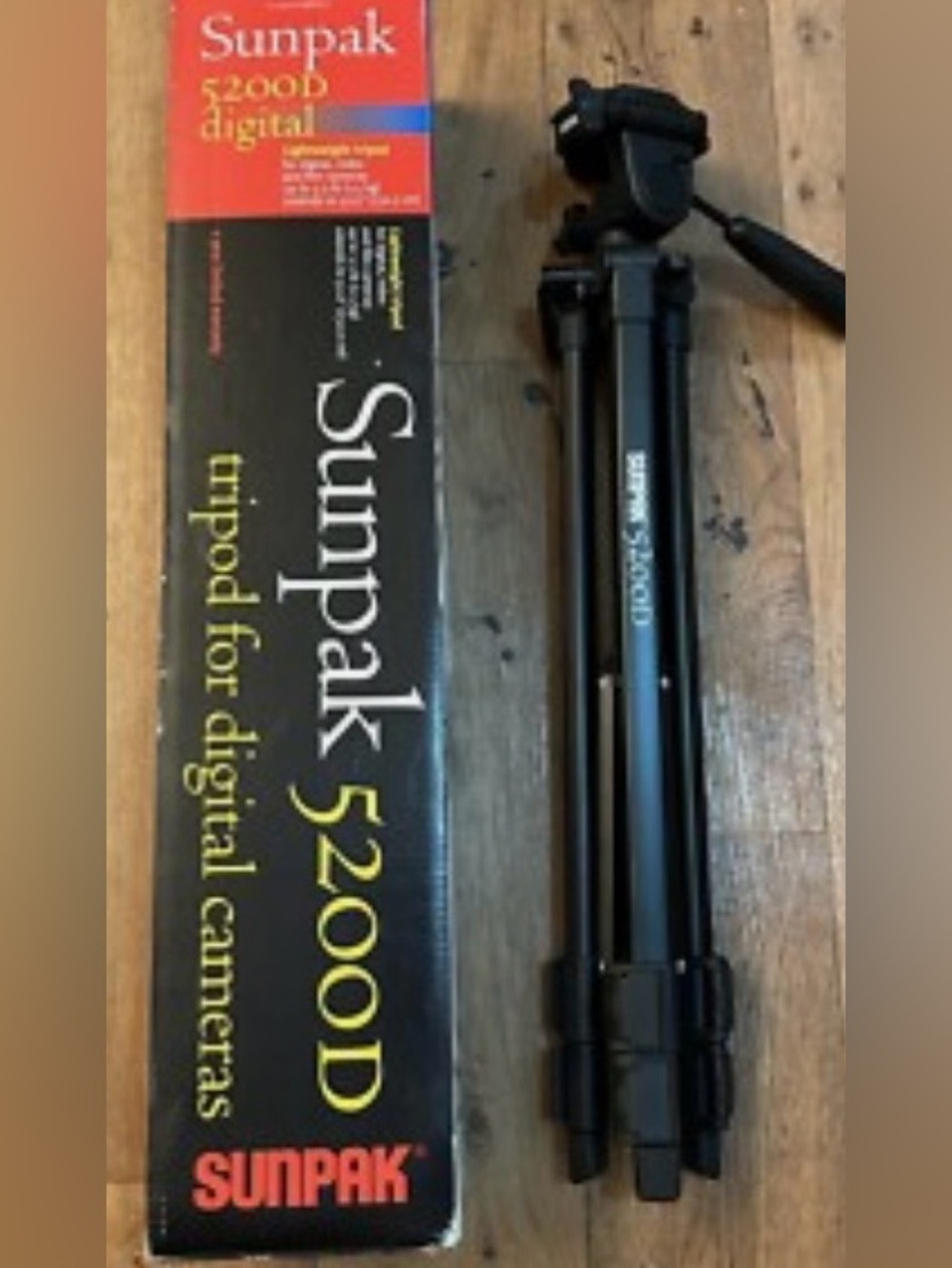 Sunpak 5200D Digital Lightweight Tripod For Camera
